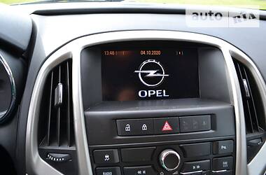 Универсал Opel Astra 2012 в Черновцах