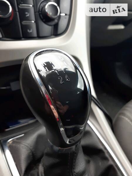 Універсал Opel Astra 2011 в Хмельницькому