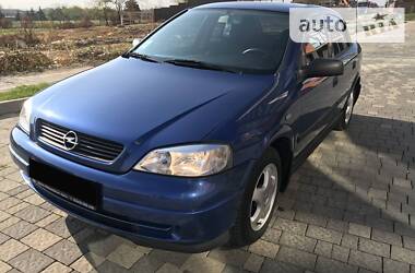 Седан Opel Astra 2008 в Ивано-Франковске