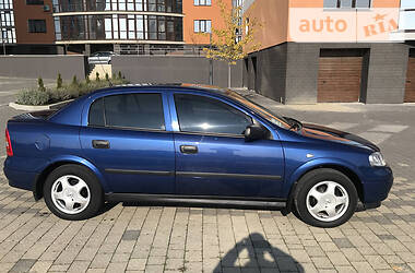 Седан Opel Astra 2008 в Ивано-Франковске