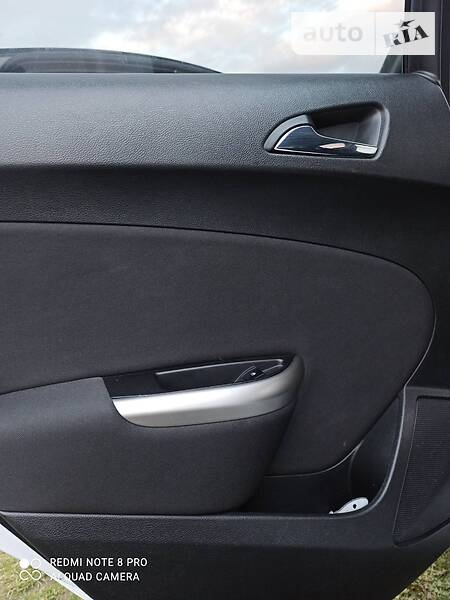 Універсал Opel Astra 2012 в Стрию