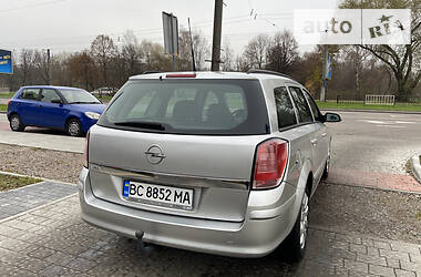 Универсал Opel Astra 2005 в Львове