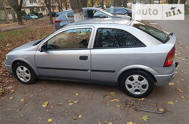 Хэтчбек Opel Astra 2003 в Одессе