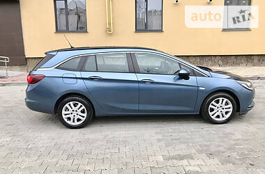 Универсал Opel Astra 2016 в Луцке