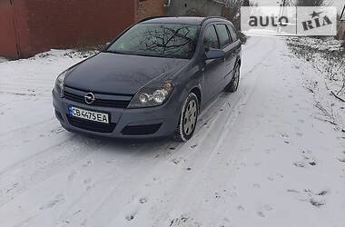 Универсал Opel Astra 2005 в Прилуках