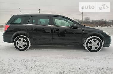 Універсал Opel Astra 2009 в Козельщині