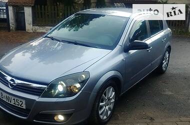 Хэтчбек Opel Astra 2005 в Киеве