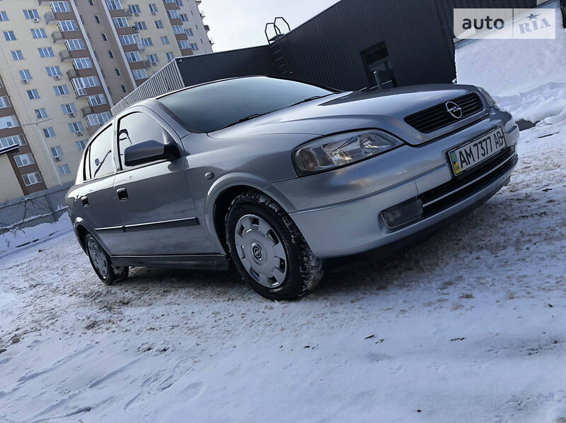 Хэтчбек Opel Astra 2001 в Виннице