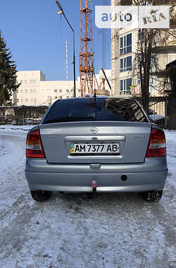 Хэтчбек Opel Astra 2001 в Виннице