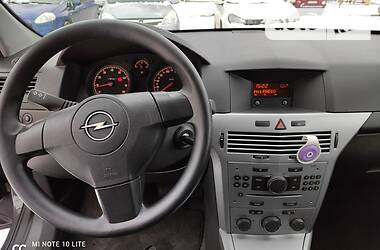 Универсал Opel Astra 2009 в Луцке