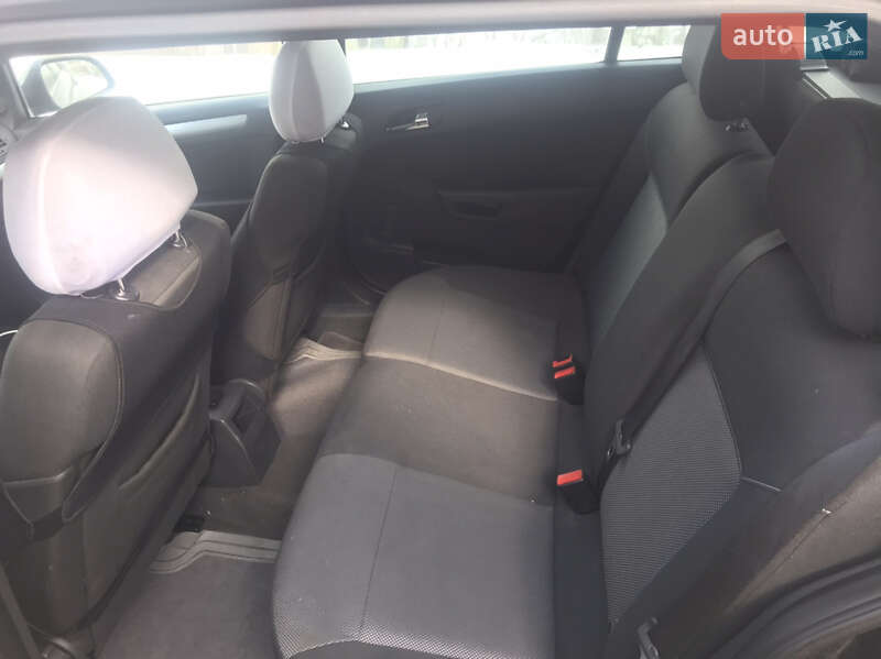 Універсал Opel Astra 2010 в Турці