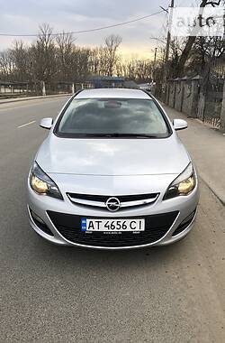 Универсал Opel Astra 2012 в Коломые