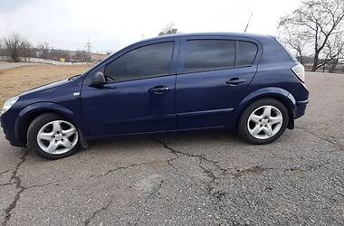 Хэтчбек Opel Astra 2007 в Славянске