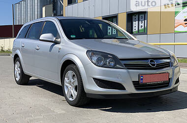 Универсал Opel Astra 2010 в Ковеле