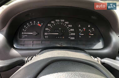 Хэтчбек Opel Astra 1992 в 