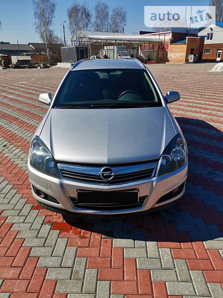 Opel Astra 2013