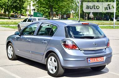 Хетчбек Opel Astra 2008 в Запоріжжі
