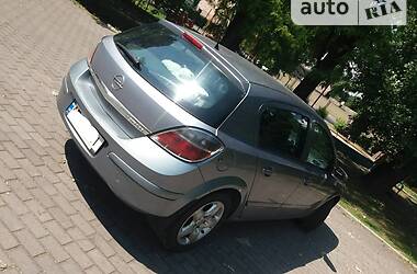 Хетчбек Opel Astra 2007 в 