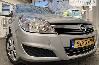 Универсал Opel Astra 2008 в Стрые