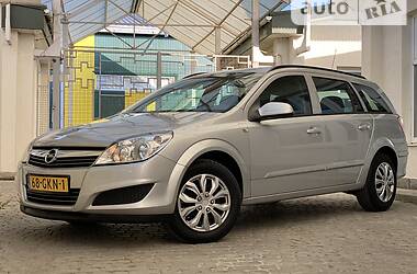 Универсал Opel Astra 2008 в Стрые