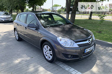 Хэтчбек Opel Astra 2009 в Коломые