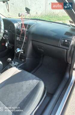 Седан Opel Astra 2003 в 