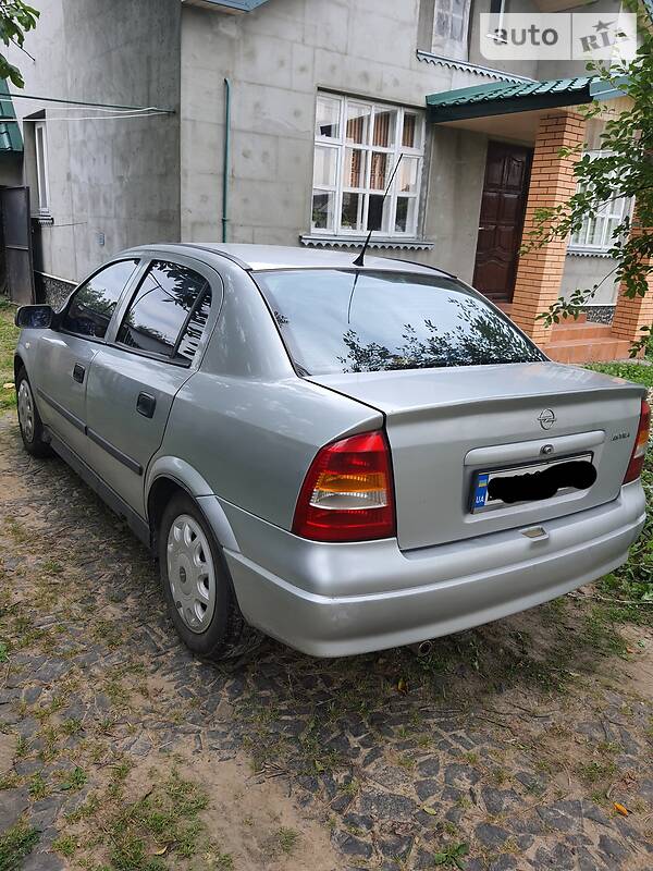Седан Opel Astra 2004 в Ровно фото 6 Седан Opel Astra 2004 в Ровно