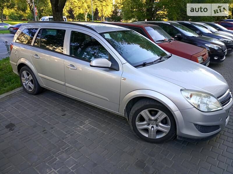 Универсал Opel Astra 2007 в Львове