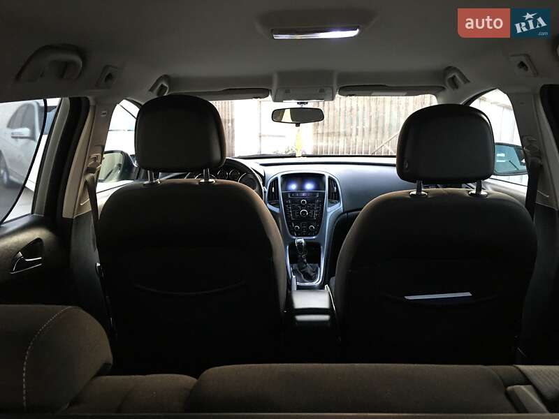 Универсал Opel Astra 2013 в Варве фото 34 Универсал Opel Astra 2013 в Варве