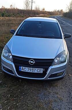 Хэтчбек Opel Astra 2005 в Луцке