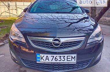 Універсал Opel Astra 2012 в Запоріжжі