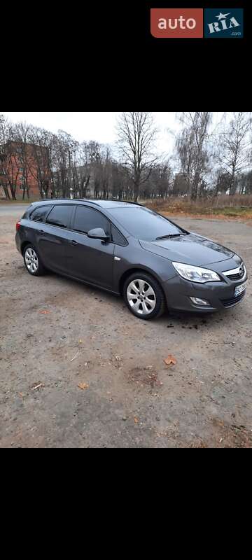 Універсал Opel Astra 2010 в Шептицькому