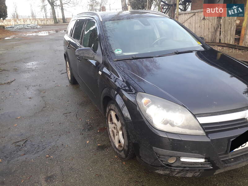 Універсал Opel Astra 2006 в Чернігові