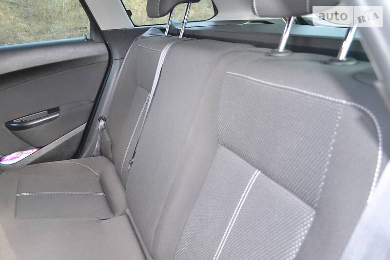 Универсал Opel Astra 2014 в Первомайске