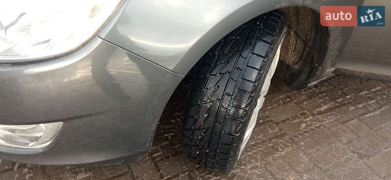 Універсал Opel Astra 2011 в Шептицькому