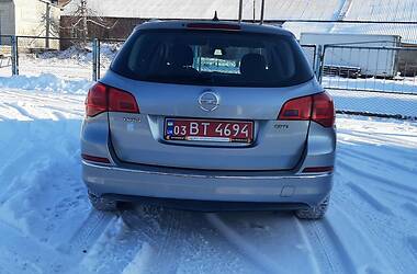 Универсал Opel Astra 2014 в Луцке