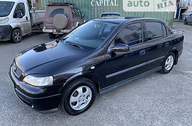 Седан Opel Astra 2004 в Одессе