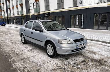 Седан Opel Astra 2004 в Ивано-Франковске