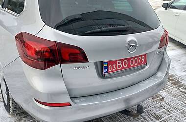 Универсал Opel Astra 2011 в Луцке