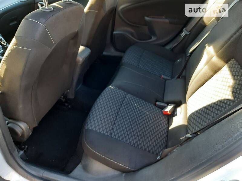 Универсал Opel Astra 2017 в Малине фото 17 Универсал Opel Astra 2017 в Малине