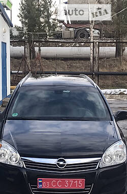 Универсал Opel Astra 2008 в Вараше