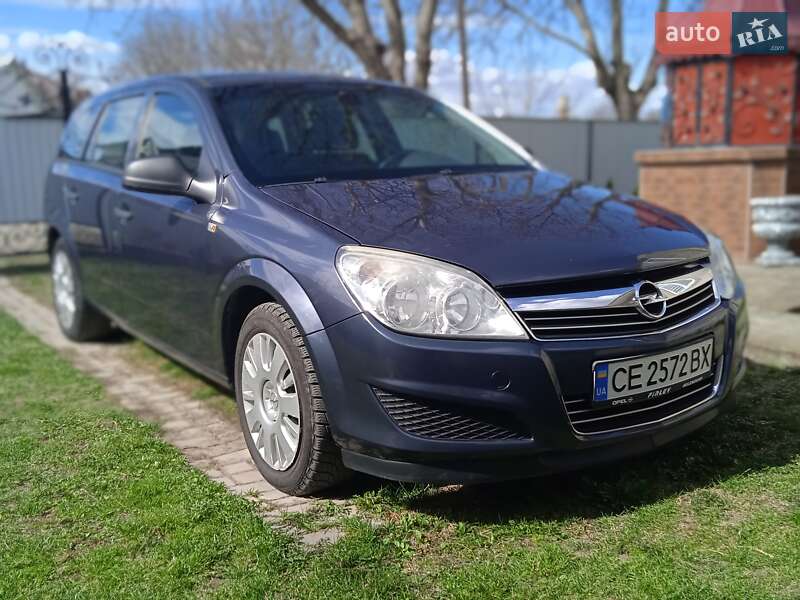 Универсал Opel Astra 2009 в Черновцах