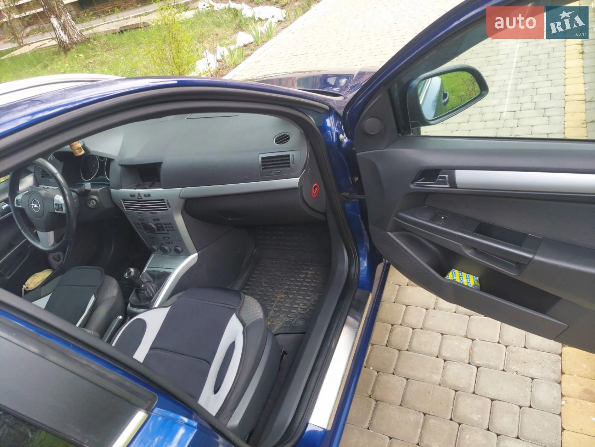 2010 Opel Astra - мініатюра 12