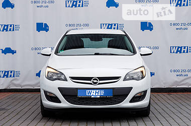 Универсал Opel Astra 2015 в Луцке