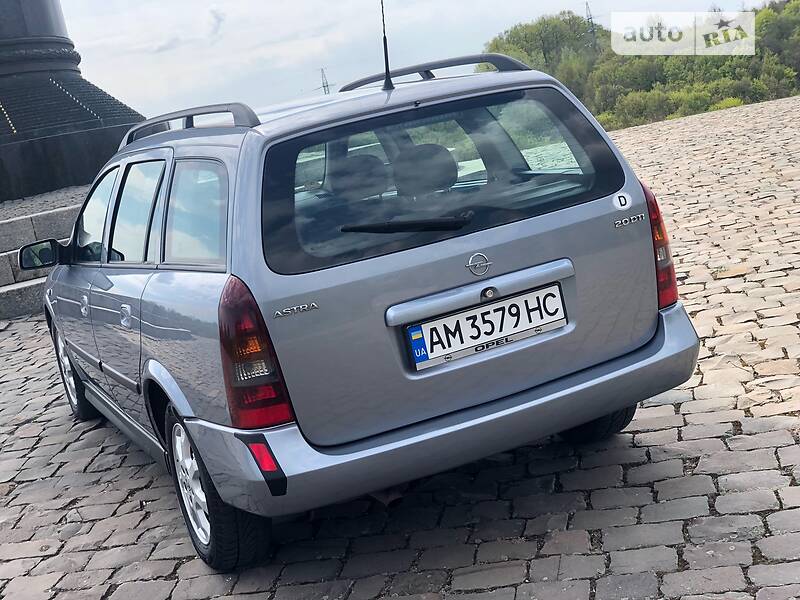 Универсал Opel Astra 2004 в Житомире