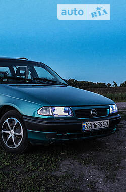 Універсал Opel Astra 1995 в Борисполі