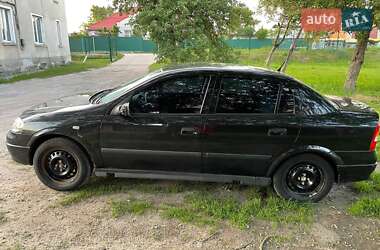 Седан Opel Astra 2008 в 