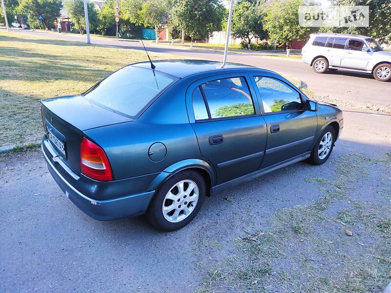 Седан Opel Astra 2004 в Черкассах фото 4 Седан Opel Astra 2004 в Черкассах