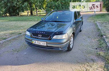 Седан Opel Astra 2004 в Черкассах