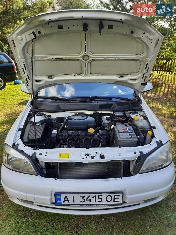 Універсал Opel Astra 1998 в Бару